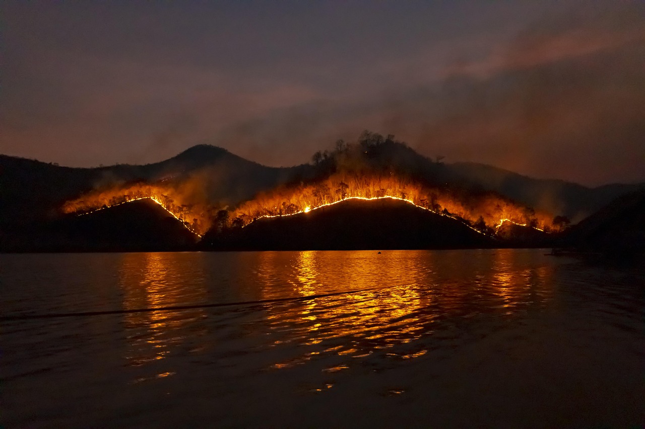 wildfire evacuation smoke